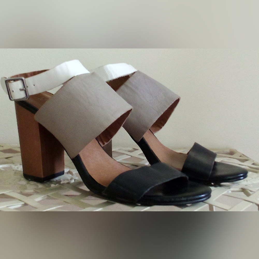 Women's Levity Heels
